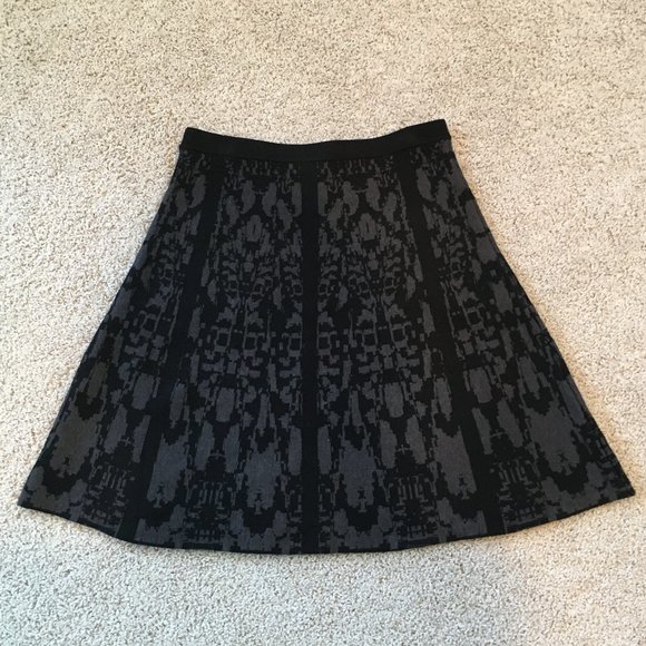 Spense Dresses & Skirts - Spense XS Skirt